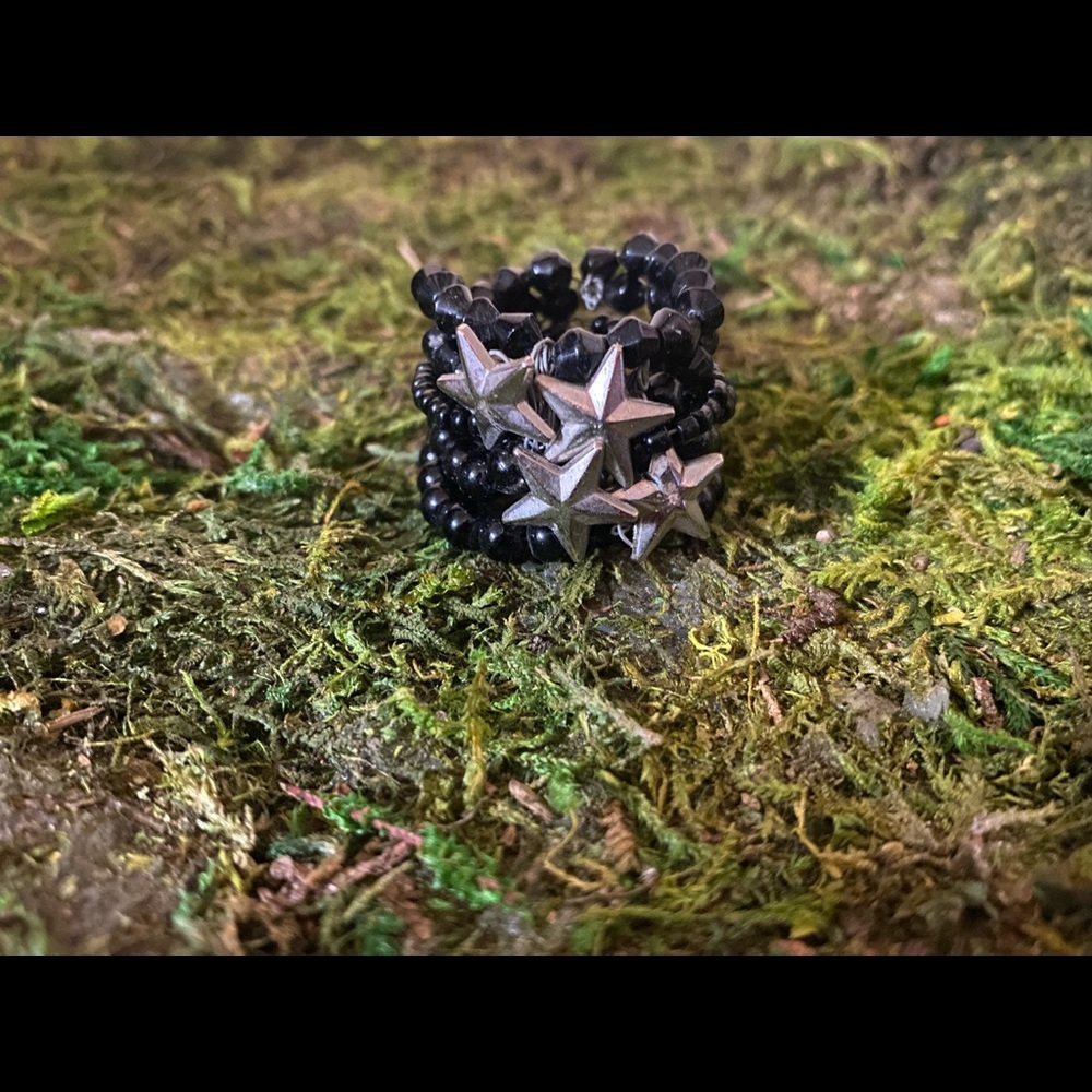 Black Beaded Star Ring - image 3